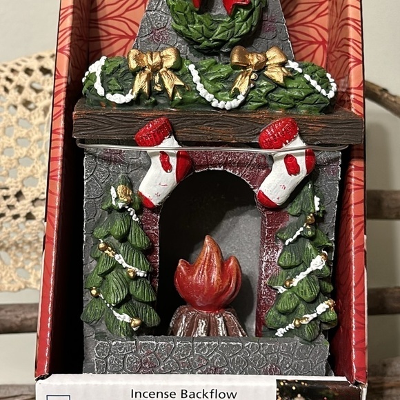 Holiday Fireplace Incense Backflow Holder with Apple Cinnamon Backflow Cones - Picture 3 of 9
